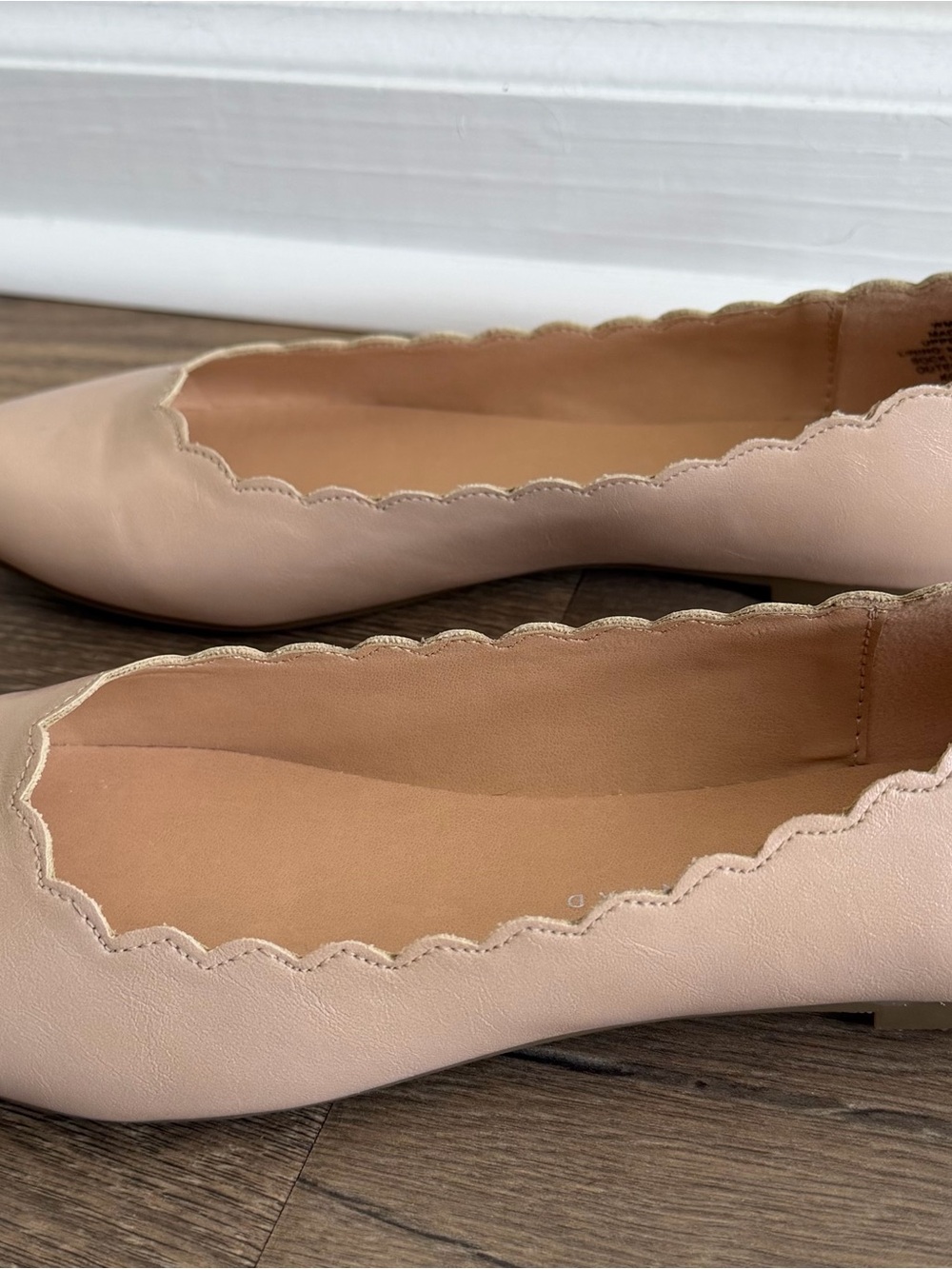 NWOT LC Lauren Conrad Giselle Blush Beige Scalloped Ballet Flats Size 7.5 - Picture 4 of 6